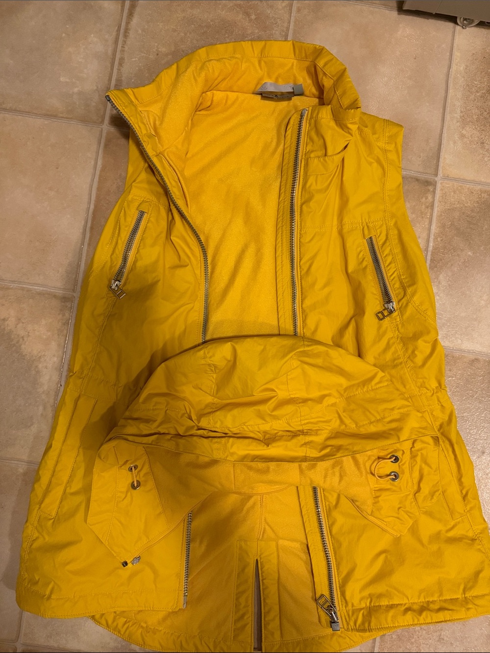 Athleta Yellow Packable Women's Vest with Zip Pockets